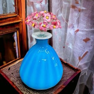 Beautiful Vintage Hand Blown Flower Vase Perfume Bottle